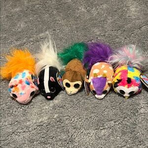FUZZEE TAILS Assorted Small Color Pet Toys